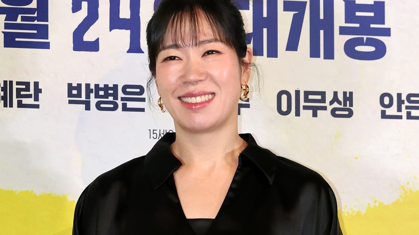 염혜란、ついにソロ主演へ ― 『マッド・ダンス・オフィス』が証明した、待つことの価値