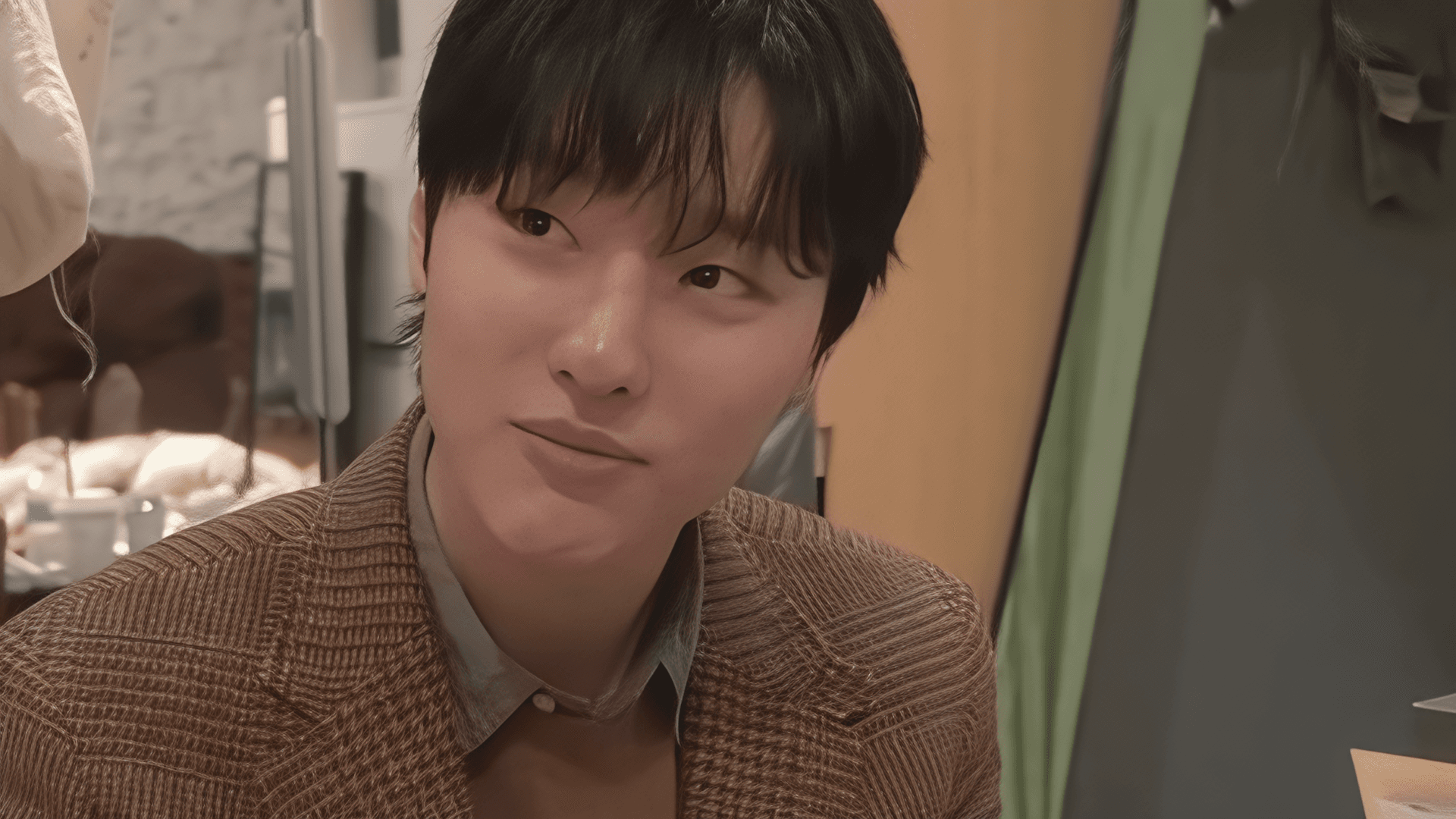 WOODZとDAY6のYoung K、CINEMAボーカルチャレンジでネットを席巻