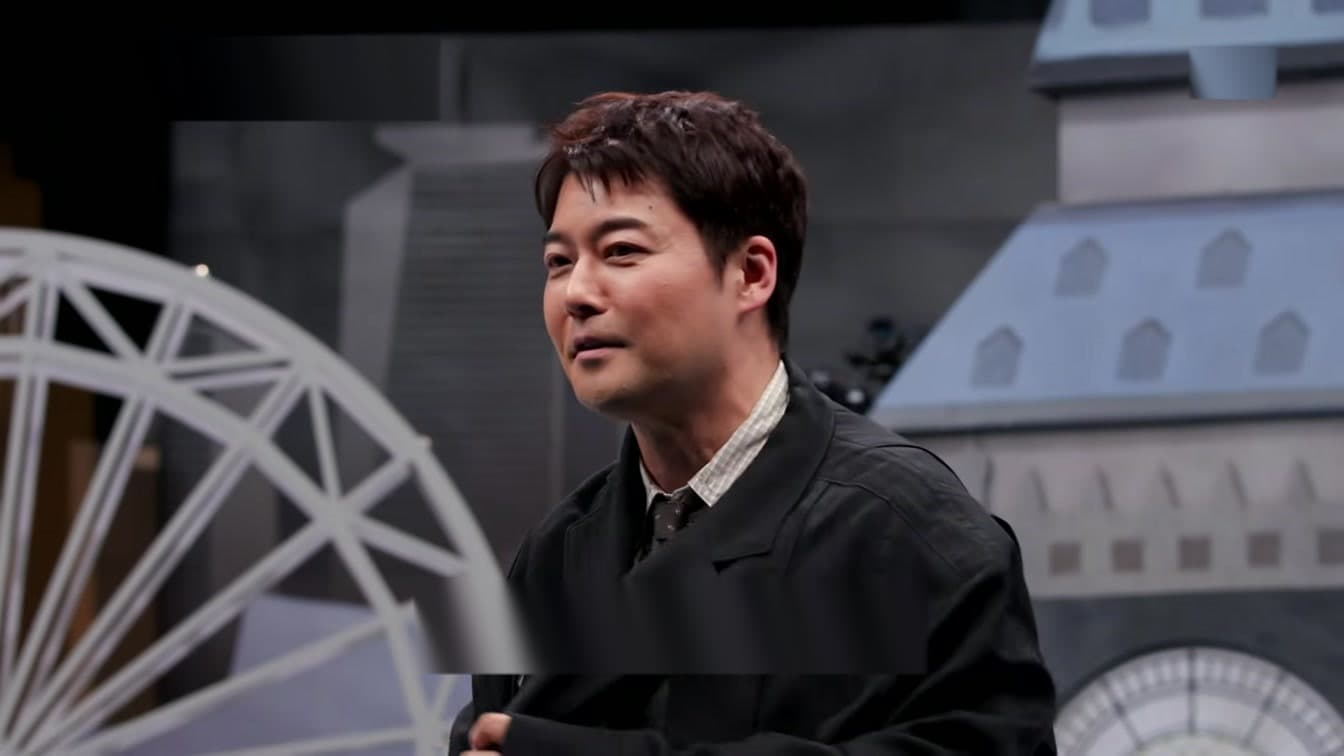 テレビ司会者、防弾少年団の光化門コンサート衣装を着て「SWIM」を熱演